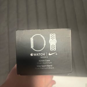 Apple Watch series 3 42mm special Nike addition